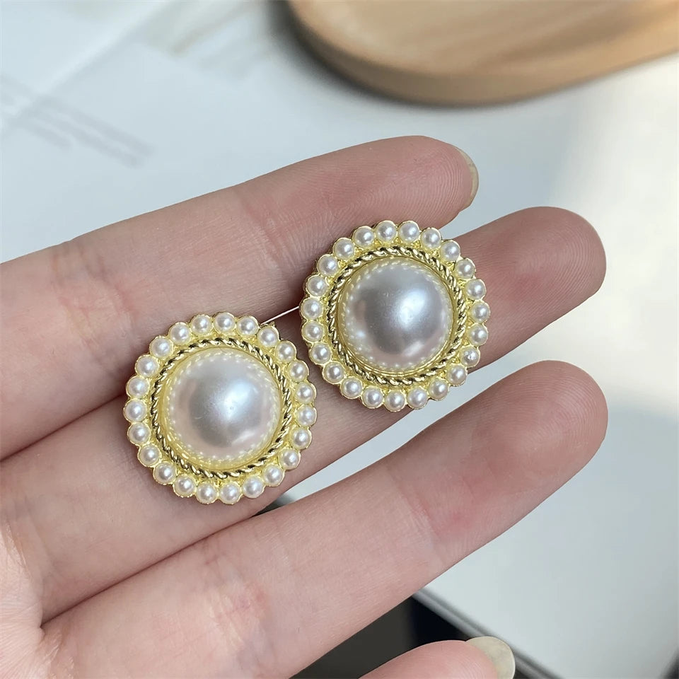 ZAKOL Pearl Stud Earrings