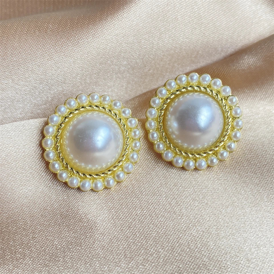 ZAKOL Pearl Stud Earrings