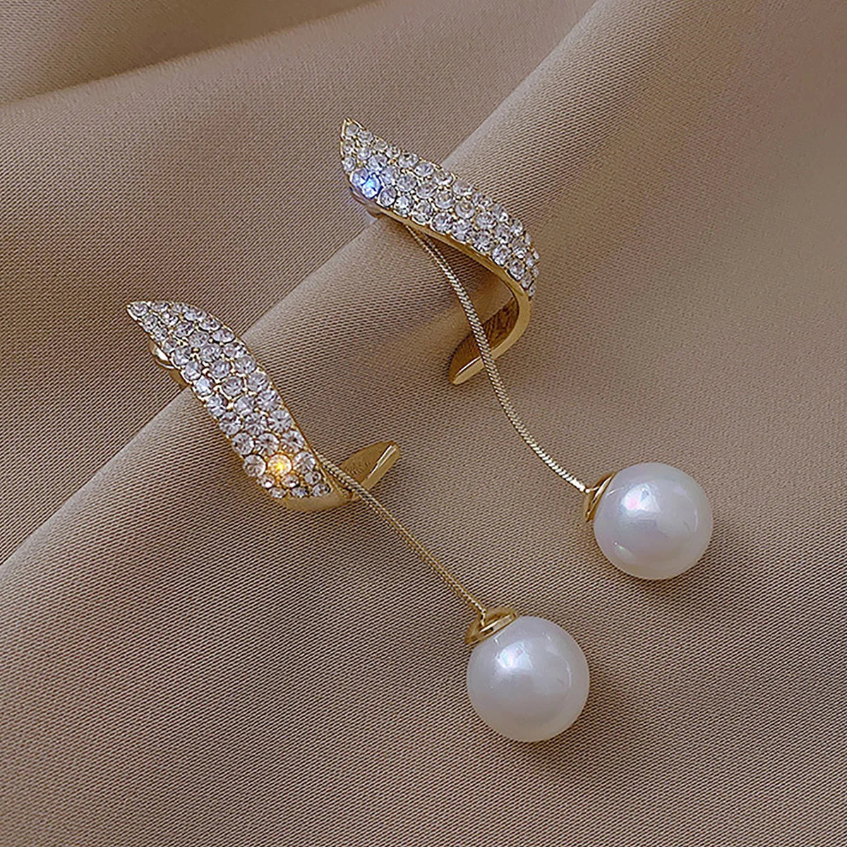 Diamond Pearl Earrings